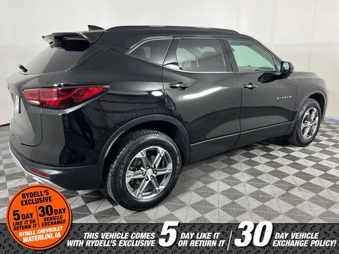 Used 2023 Chevrolet Blazer LT w/ Convenience Package AWD/4WD image 4
