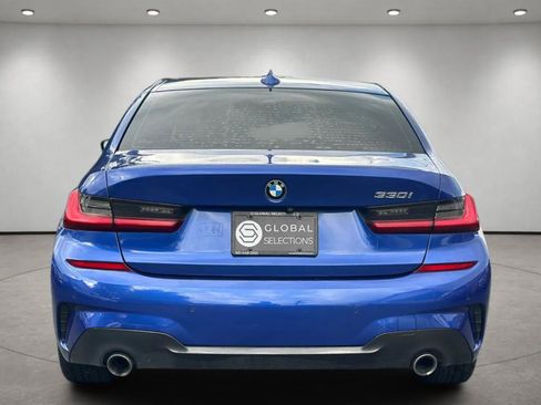 Used 2021 BMW 330i Sedan w/ M Sport Package RWD image 6