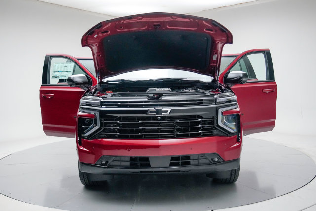 New 2026 Chevrolet Suburban RST AWD/4WD image 18