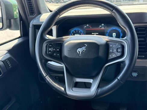 Used 2025 Ford Bronco Outer Banks AWD/4WD image 16