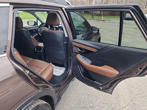 Used 2020 Subaru Outback Touring XT image 32