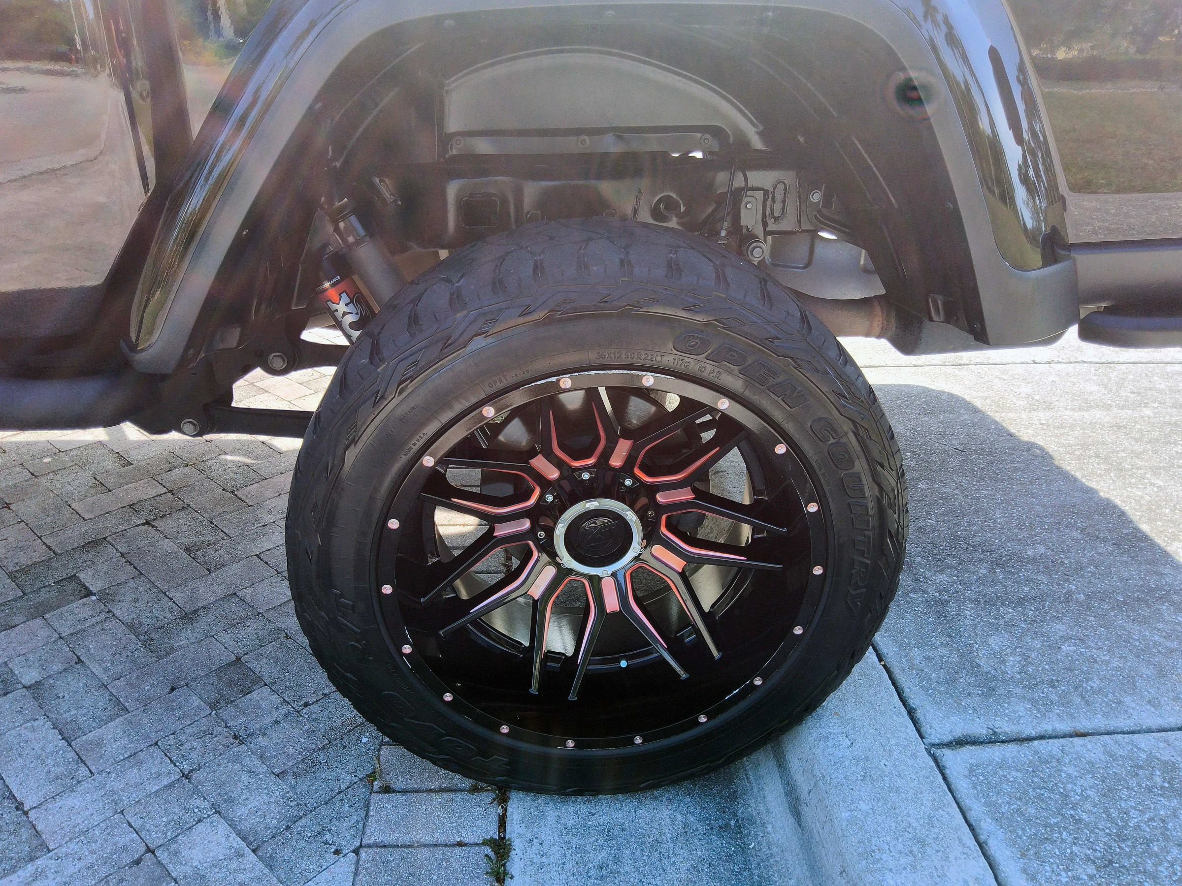 Used 2020 Jeep Gladiator Rubicon AWD/4WD image 46