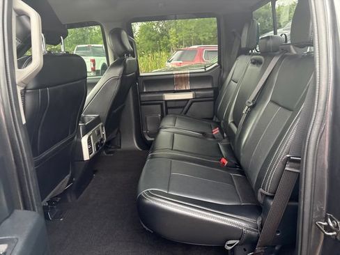 Used 2019 Ford F150 Lariat AWD/4WD image 9