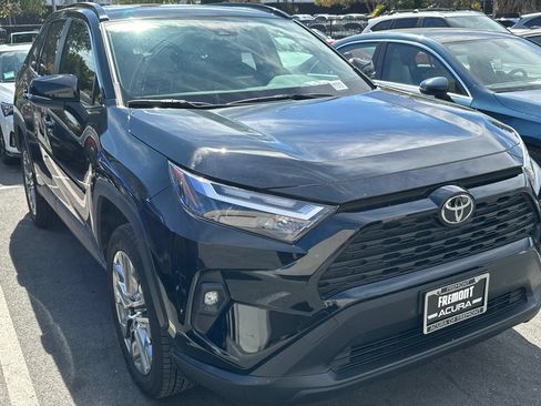 Used 2025 Toyota RAV4 XLE Premium AWD/4WD image 2