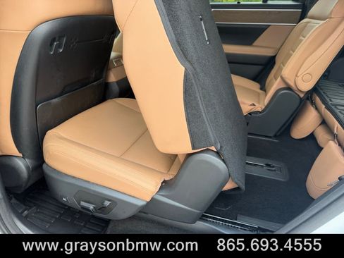 Used 2026 Hyundai Santa Fe Calligraphy AWD/4WD image 18