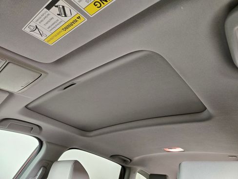 Used 2017 Honda CR-V EX-L image 16