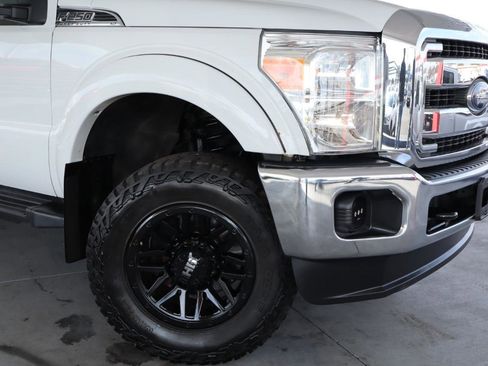 Used 2016 Ford F250 XLT w/ Snow Plow Prep Package image 4