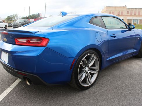 Used 2017 Chevrolet Camaro LT w/ RS Package image 14