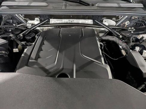 Certified 2025 Audi Q5 Premium w/ Convenience Package image 29