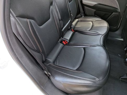 Used 2022 Jeep Compass Latitude AWD/4WD image 22