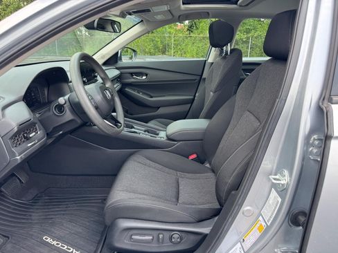 Certified 2024 Honda Accord EX image 18
