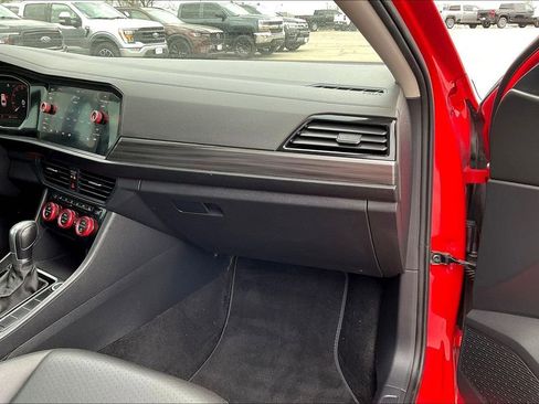 Used 2019 Volkswagen Jetta SEL image 16