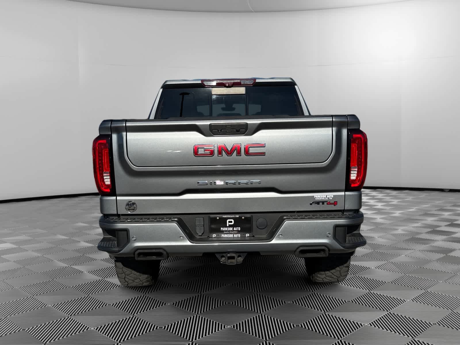 Used 2020 GMC Sierra 1500 AT4 w/ Off-Road Performance Package AWD/4WD image 4