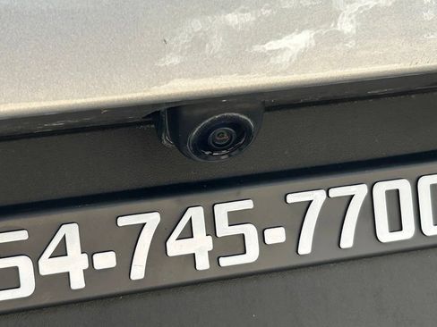 Used 2026 Hyundai Venue SEL FWD image 18