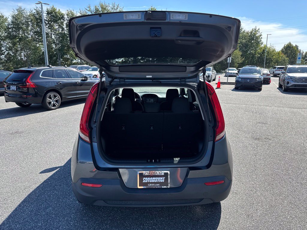 Used 2020 Kia Soul S FWD image 10