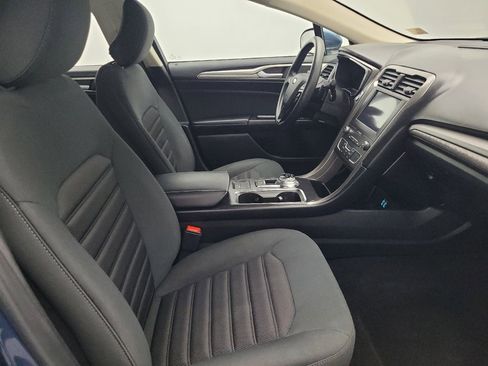 Used 2019 Ford Fusion SE image 21