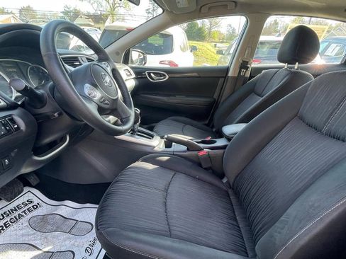 Used 2018 Nissan Sentra SV w/ Premium Package (P01) image 17