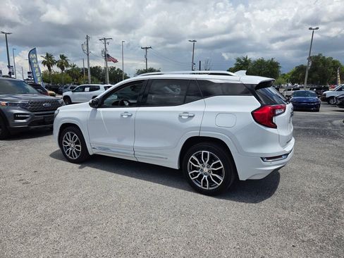 Used 2023 GMC Terrain Denali w/ Denali Premium Package AWD/4WD image 11