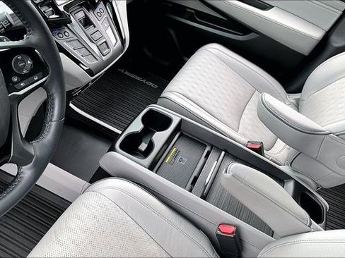 Certified 2024 Honda Odyssey Elite image 18