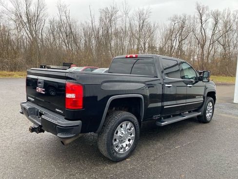 Used 2018 GMC Sierra 2500 Denali w/ Snow Plow Prep Package image 5