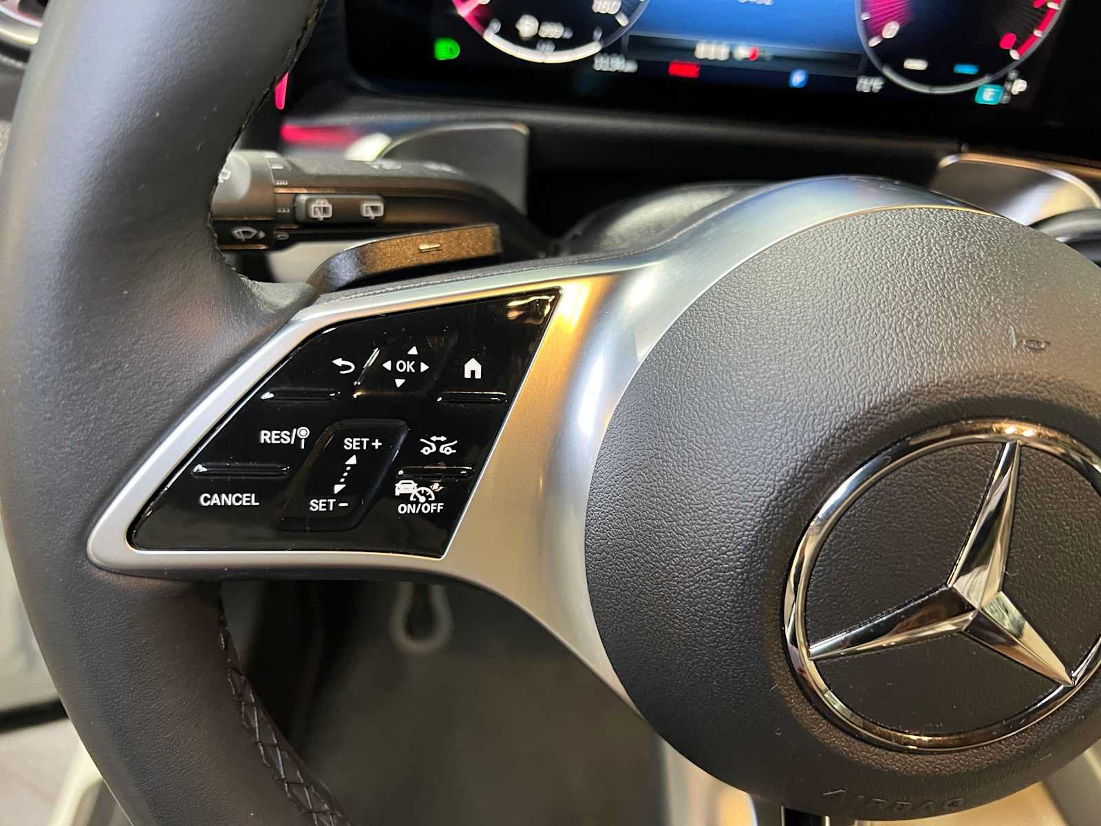 Certified 2026 Mercedes-Benz GLB 250 4MATIC image 29
