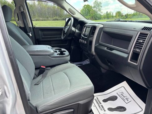 Used 2016 RAM 1500 Tradesman w/ Popular Equipment Group AWD/4WD image 8