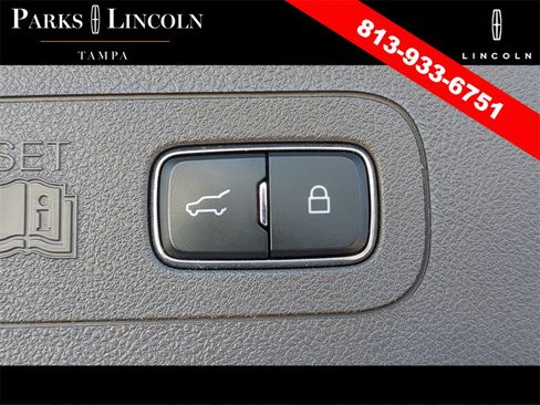 Certified 2022 Lincoln Aviator Reserve w/ Elements Package Plus image 9
