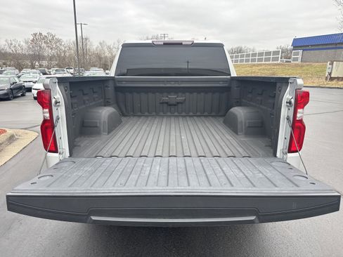 Used 2021 Chevrolet Silverado 1500 RST image 14