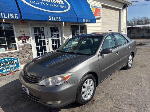 Used 2003 Toyota Camry XLE image 23