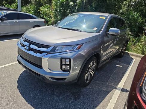 Used 2021 Mitsubishi Outlander Sport SE AWD/4WD image 3