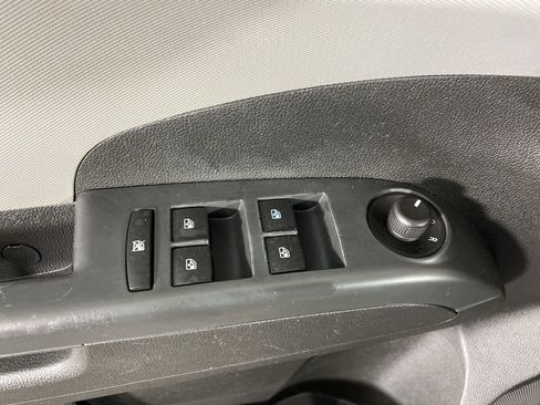 Used 2013 Chevrolet Sonic LT image 21