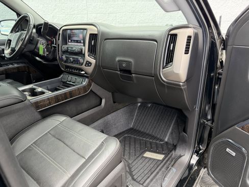 Used 2015 GMC Sierra 1500 Denali w/ Driver Alert Package AWD/4WD image 33
