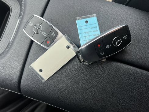 Certified 2023 Mercedes-Benz GLE 350 w/ Premium Package image 38