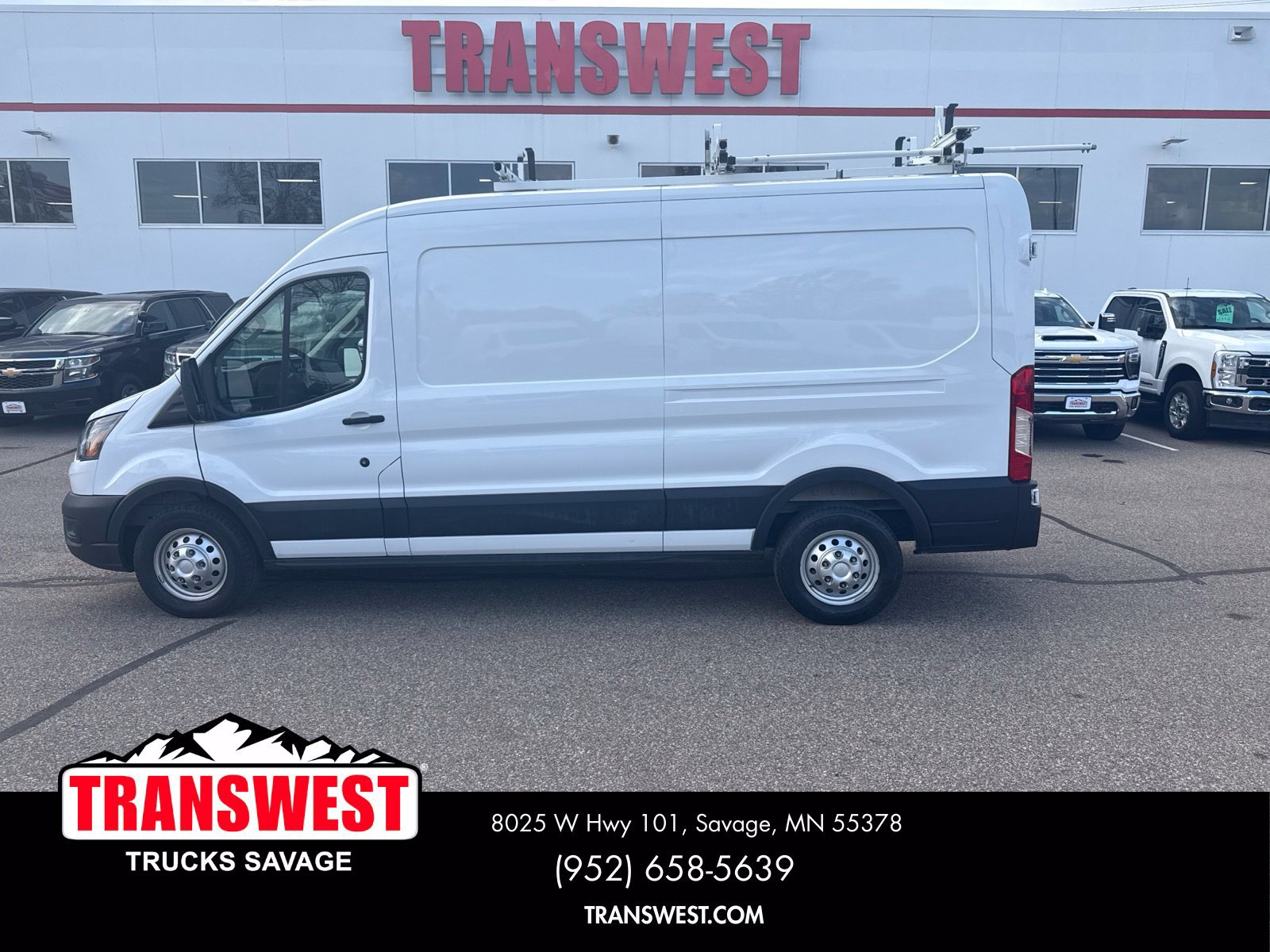 Used 2025 Ford Transit 250 148 Medium Roof Extended AWD image 2