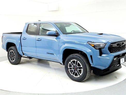 New 2026 Toyota Tacoma TRD Sport image 7