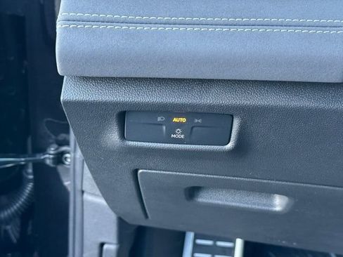 New 2026 Volkswagen Tiguan SE R-Line image 24