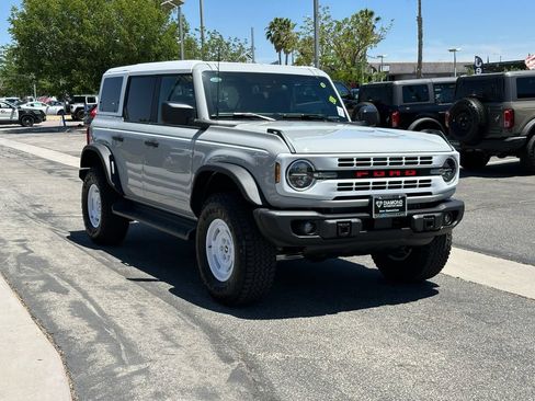 New 2026 Ford Bronco Heritage Edition AWD/4WD image 10