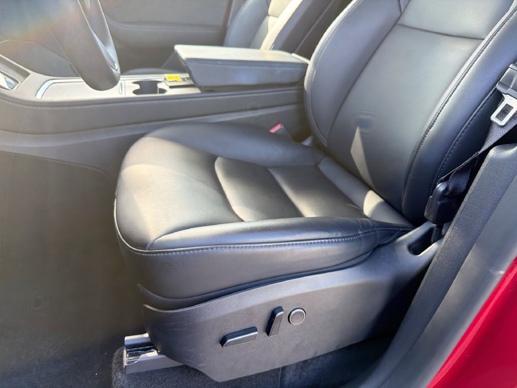 Used 2023 Tesla Model Y AWD image 14