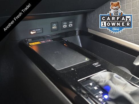 Used 2025 Toyota Camry XLE FWD image 20
