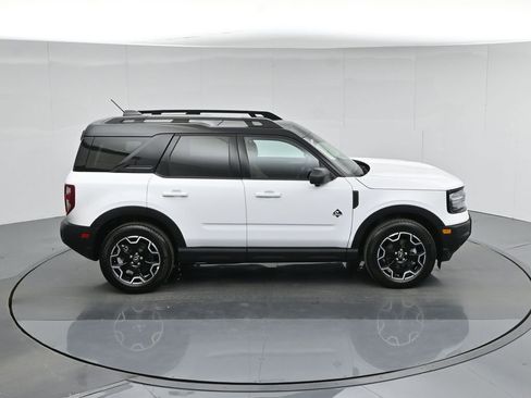 Certified 2025 Ford Bronco Sport Outer Banks w/ Outer Banks Tech Package+ image 43