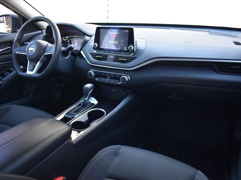 Used 2021 Nissan Altima 2.5 SV image 56