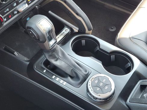 New 2025 Ford Bronco Badlands image 22