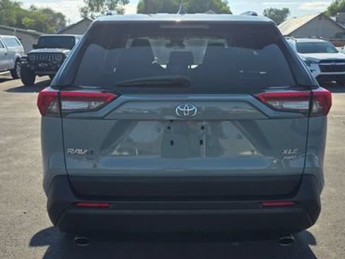 Used 2023 Toyota RAV4 XLE AWD/4WD image 6