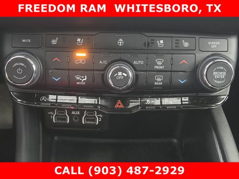 Used 2024 Dodge Durango GT image 13