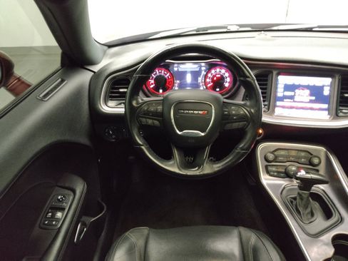 Used 2018 Dodge Challenger R/T Plus RWD image 22