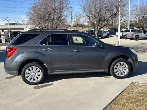 Used 2010 Chevrolet Equinox LT image 6