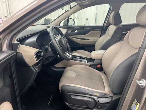 Used 2019 Hyundai Santa Fe SE FWD image 19