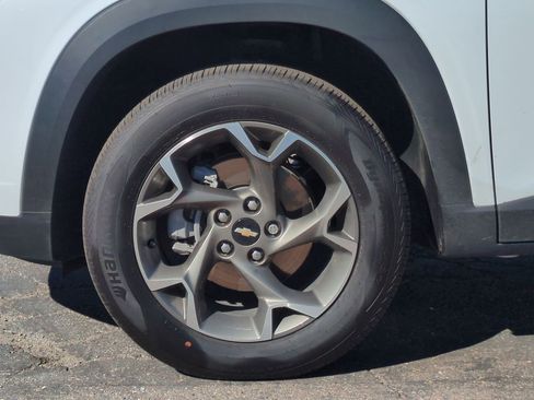 New 2026 Chevrolet Trax LT w/ Driver Confidence Package image 31