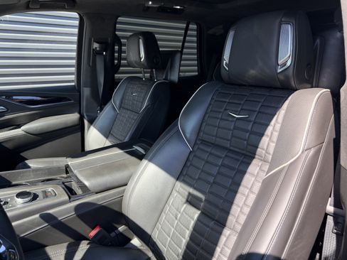 Used 2024 Cadillac Escalade V image 5