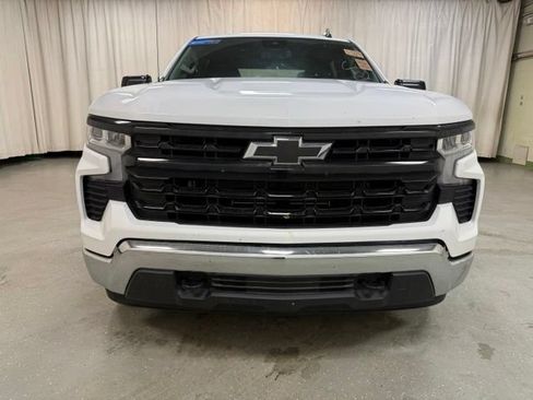Used 2025 Chevrolet Silverado 1500 LT AWD/4WD image 15